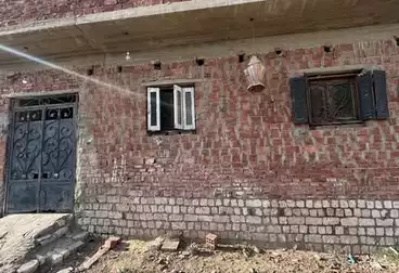 House / Home For sale - 3 rooms