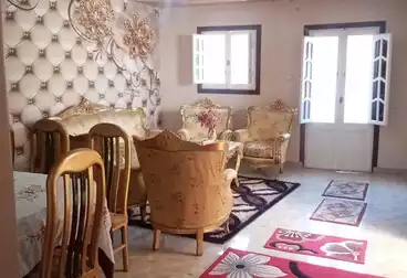 Building For sale - 8 rooms
