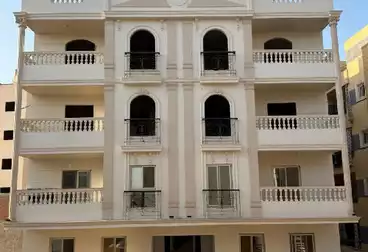 Apartment with Garden For sale - 3 rooms - floor 0