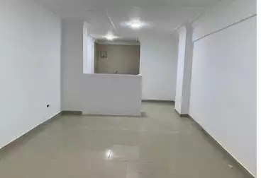Commercial For sale - floor 0
