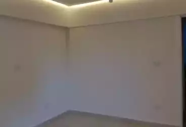 Apartments For sale - 2 rooms - floor 1