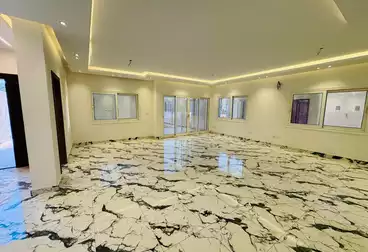 Villas For sale - 4 rooms