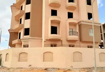 شقق للبيع - 3 غرف - بالدور 1