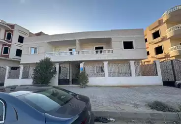 Apartments For sale - 4 rooms - floor 0