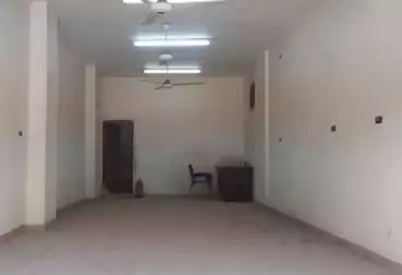 Commercial For sale - floor 0
