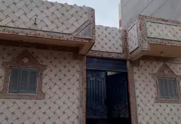 House / Home For sale - 3 rooms