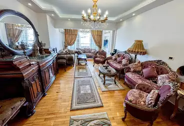 Apartments For sale - 2 rooms - floor 8