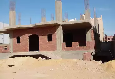 عقارات للبيع - 16 غرف
