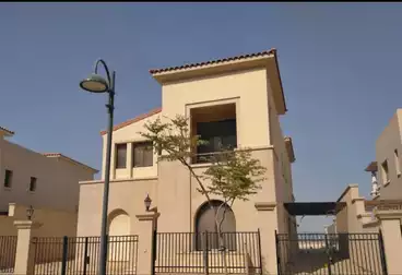 فيلا منفصلة للبيع - 4 غرف