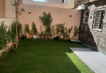 Apartment with Garden For sale - 3 rooms - floor 0