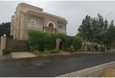 Villas For sale - 6 rooms