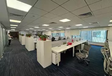 Administrative For rent - 6 rooms - floor 6