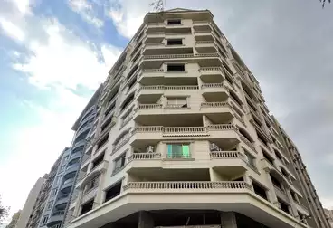 Apartments For sale - 3 rooms - floor 4