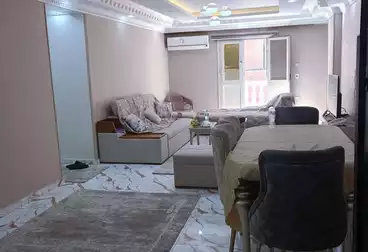 Furnished Apartment For sale - 3 rooms - floor 12