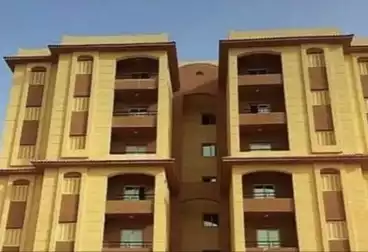 Apartments For sale - 3 rooms - floor 1