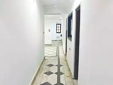 شقق للبيع - 3 غرف - بالدور 8