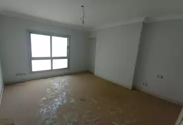 Apartments For sale - 3 rooms - floor 8