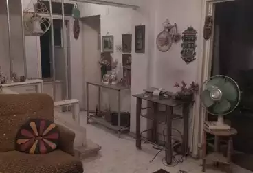 منزل / بيت للبيع - 6 غرف