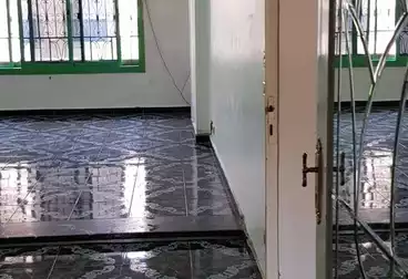 undefined undefined - 2 rooms - floor 5