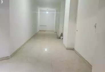 Commercial For sale - floor 0