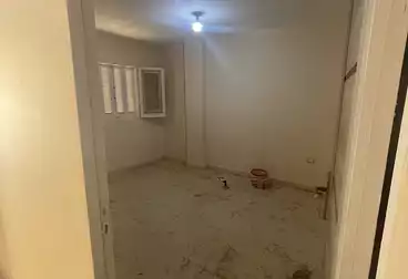 Apartments For sale - 3 rooms - floor 4
