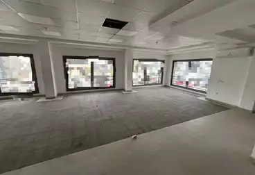 Administrative Building For rent - 25 rooms