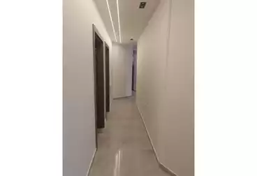Apartments For rent - 3 rooms - floor 7