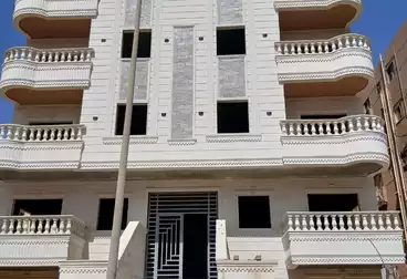 Full Floor For sale - 3 rooms - floor 1
