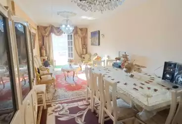 عقارات للبيع - 3 غرف - بالدور 15