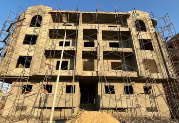 Apartment with Garden For sale - 3 rooms - floor 0