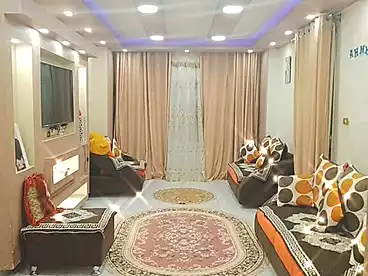 شقق للبيع - 3 غرف - بالدور 7