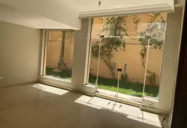 Apartment with Garden For sale - 3 rooms - floor 0