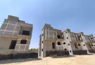 فلل للبيع - 4 غرف