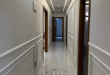 Apartments For sale - 3 rooms - floor 1