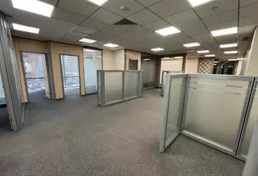 إداري للإيجار - 10 غرف - بالدور 2