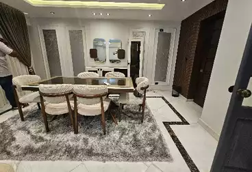 Furnished Apartment For sale - 3 rooms - floor 7