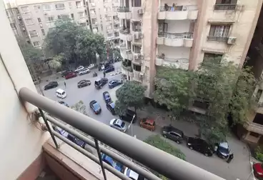 Apartments For sale - 3 rooms - floor 5