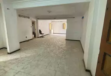 undefined undefined - 2 rooms - floor 8