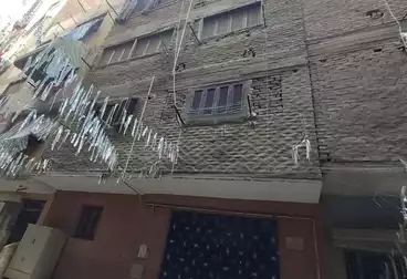 Building For sale - 3 rooms