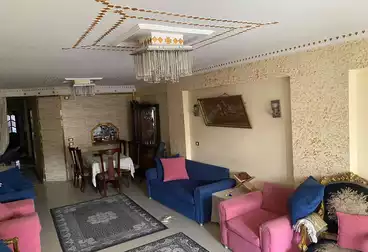 Apartments For sale - 3 rooms - floor 8