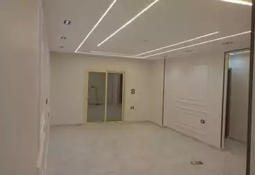 Apartments For sale - 3 rooms - floor 8
