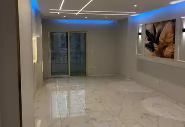 Apartments For sale - 3 rooms - floor 10