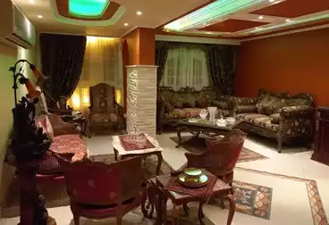 شقق للبيع - 3 غرف - بالدور 8