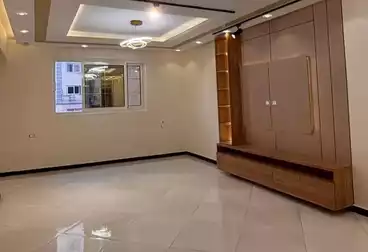 Apartments For sale - 3 rooms - floor 2