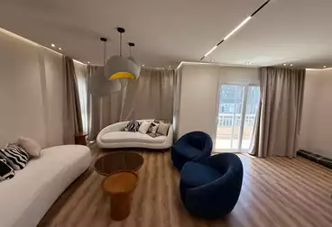Apartments For sale - 3 rooms - floor 4