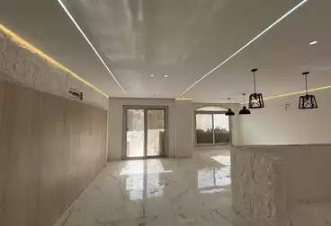 شقق للإيجار - 3 غرف - بالدور 0