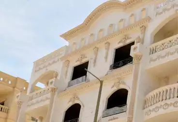 Apartments For sale - 3 rooms - floor 1