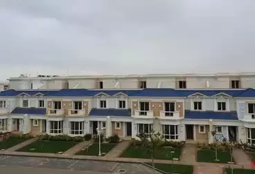 Villas For sale - 4 rooms