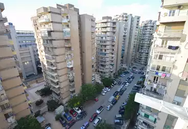 شقق للبيع - 3 غرف - بالدور 10