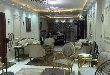 Apartments For sale - 5 rooms - floor 1